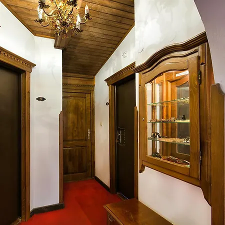 Apartament Royal In No 16 Bratislava